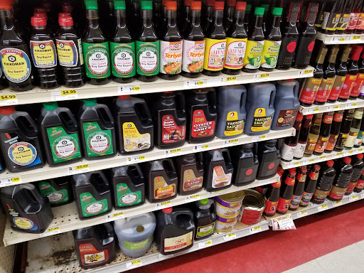 Korean Grocery Store «Joong Boo Market», reviews and photos, 3333 N Kimball Ave, Chicago, IL 60618, USA