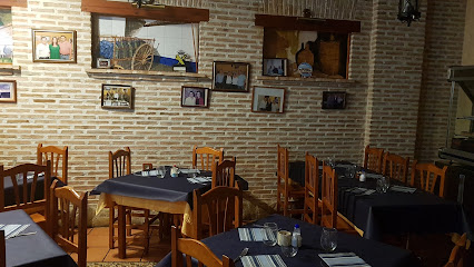 Restaurante La Curva - Blvr. de Entrepeñas, 19, 19005 Guadalajara, Spain