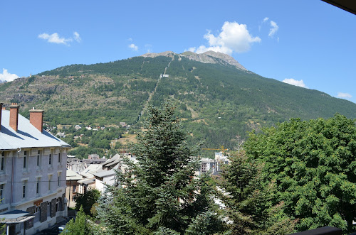 hôtels Hotel 3 étoiles Edelweiss Briançon Briançon