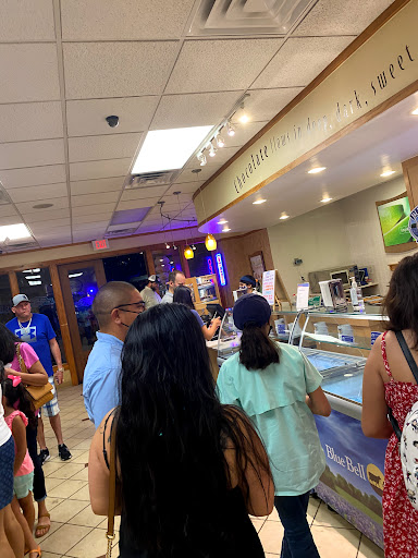 Chocolate Shop «Rocky Mountain Chocolate», reviews and photos, 522 River Walk St, San Antonio, TX 78205, USA