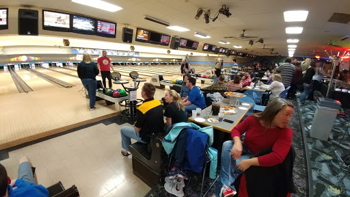 Bowling Alley «Plaza Lanes», reviews and photos, 2701 Douglas Ave, Des Moines, IA 50310, USA