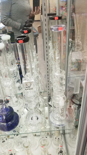 Wine Store «The City Tobacco & Beverage», reviews and photos, 621 Lafayette Rd, Seabrook, NH 03874, USA