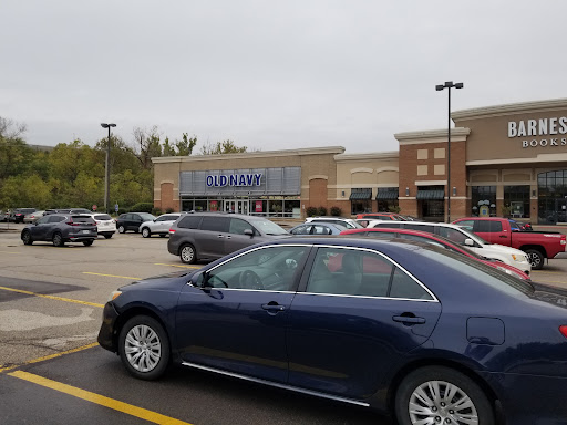Clothing Store «Old Navy», reviews and photos, 725 Gravois Rd, Fenton, MO 63026, USA
