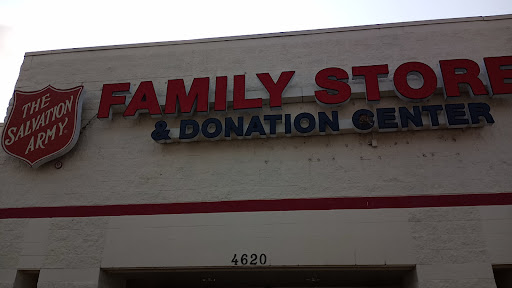 Thrift Store «The Salvation Army Family Store & Donation Center», reviews and photos, 4620 SE 14th St, Des Moines, IA 50315, USA