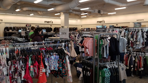 Department Store «Nordstrom Rack Lincoln Park», reviews and photos, 1551 N Sheffield Ave, Chicago, IL 60642, USA