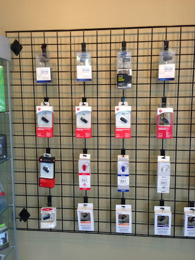 Electronics Repair Shop «Cell Phone Repair House», reviews and photos, 2437 E Orangethorpe Ave, Fullerton, CA 92831, USA