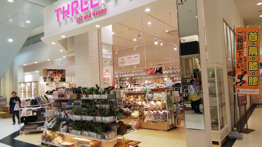 THREEPPY イオン若松SC店