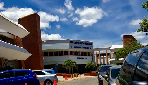 Edificio I1 - Facultad de Química y Farmacia