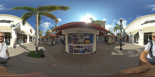 Shopping Mall «Orlando Outlet Marketplace», reviews and photos, 5269 International Dr, Orlando, FL 32819, USA