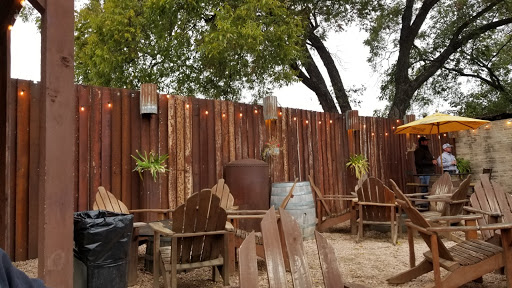 Bar «Pour Haus Patio Bar», reviews and photos, 343 W San Antonio St, New Braunfels, TX 78130, USA