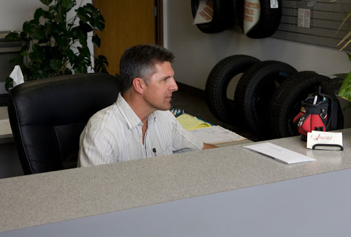 Used Car Dealer «Associated Sales and Leasing», reviews and photos, 409 N Central Ave, Marshfield, WI 54449, USA