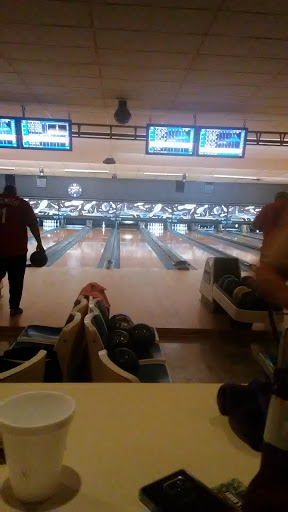 Bowling Alley «Dix-E-Town Lanes», reviews and photos, 4547 N Dixie Hwy, Elizabethtown, KY 42701, USA