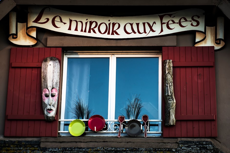 Le Miroir Aux Fées à Huelgoat (Finistère 29)