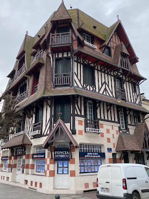 FONCIA | Agence Immobilière | Location-Syndic-Gestion-Locative | Deauville | R. Auguste Decaens à Deauville