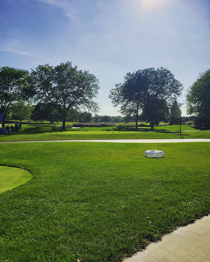Golf Club «Willow Crest Golf Club», reviews and photos, 3500 Midwest Rd, Oak Brook, IL 60523, USA