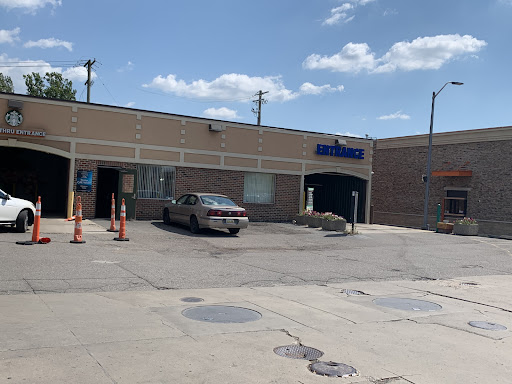 Fairlane Car Wash en Dearborn