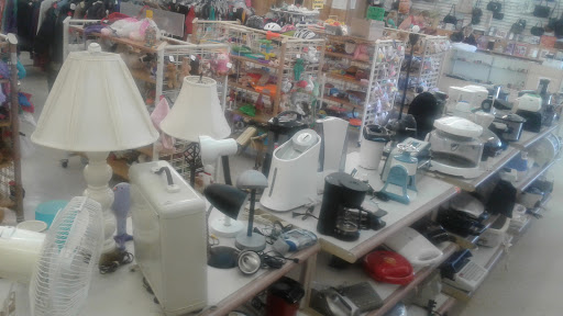 Thrift Store «American Thrift Store», reviews and photos, 5510 N Springboro Pike, Dayton, OH 45449, USA