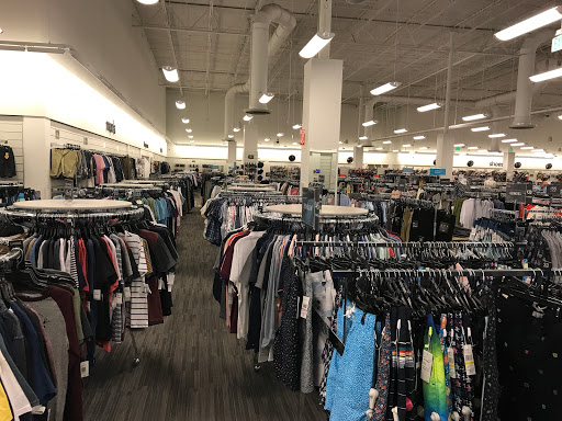 Department Store «Nordstrom Rack Tempe Marketplace», reviews and photos, 1900 E Rio Salado Pkwy, Tempe, AZ 85281, USA