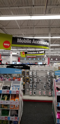 Office Supply Store «Staples», reviews and photos, 2550 Albany Ave, West Hartford, CT 06117, USA