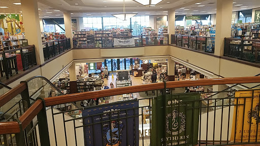 Book Store «Barnes & Noble», reviews and photos, 11 W Hillsdale Blvd, San Mateo, CA 94403, USA