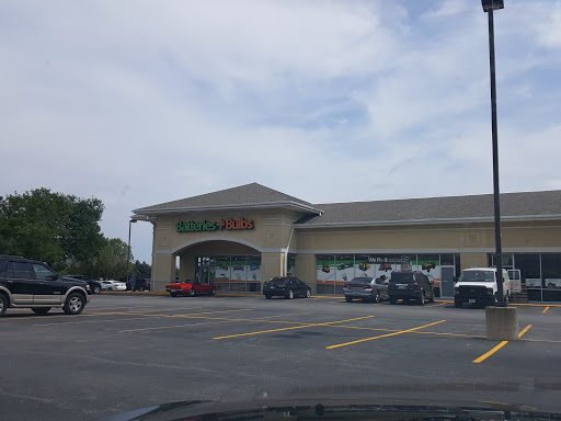 Car Battery Store «Batteries Plus Bulbs», reviews and photos, 1492 S Randall Rd, Geneva, IL 60134, USA