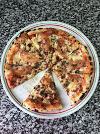 Pizza du Pizzeria Quick Chicken and Pizza Restaurant à Saint-Maurice - n°15