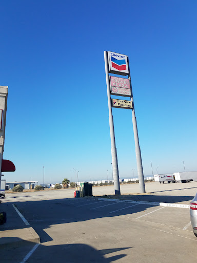 Plaza «Willows Travel Plaza», reviews and photos, 1481 Co Rd 99W, Willows, CA 95988, USA