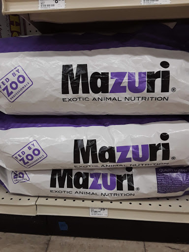 Animal Feed Store «FELDMANS Farm & Home», reviews and photos, 1332 W Kansas St, Liberty, MO 64068, USA