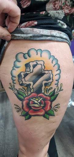 Explore linear tattoos ideas, creative tattoo ideas in Jeannette, available at GRAVESIDE TATTOO