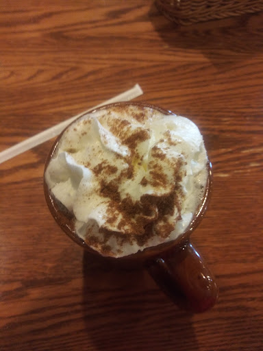 American Restaurant «Cracker Barrel Old Country Store», reviews and photos, 260 Vaughan Ln, Pell City, AL 35125, USA