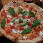 Photo n°1 de l'avis de Niko.h fait le 05/01/2023 à 14:21 sur le  Mentor's Holzofenpizza Restaurant Bar à Munich