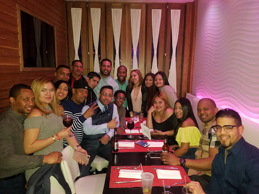 Latin American Restaurant «Silhouette», reviews and photos, 5668 Broadway, Bronx, NY 10463, USA