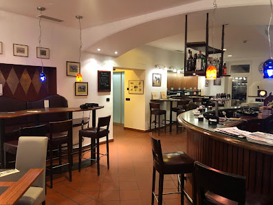Hotel Ristorante Pizzeria Cavallino - S' Rössl Via delle Palade, 105, 39012 Merano BZ, Italia