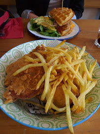 Plats et boissons du Restaurant de cuisine américaine moderne Gumbo Yaya Chicken and Waffles à Paris - n°16
