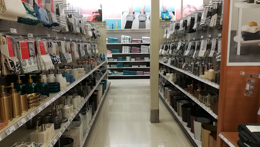 Department Store «Target», reviews and photos, 6100 Shingle Creek Pkwy, Brooklyn Center, MN 55430, USA