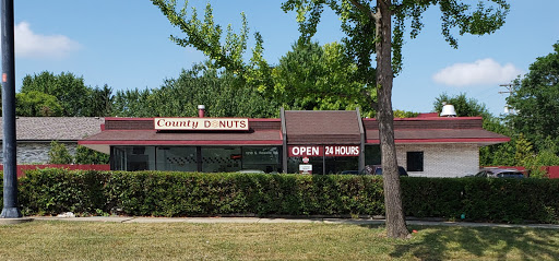 Donut Shop «County Donuts», reviews and photos, 1218 S Roselle Rd, Schaumburg, IL 60193, USA