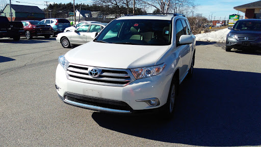 Toyota Dealer «Rockingham Toyota», reviews and photos, 412 S Broadway, Salem, NH 03079, USA