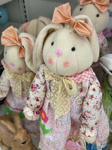 Home Goods Store «Christmas Tree Shops», reviews and photos, 9819 W Broad St, Glen Allen, VA 23060, USA