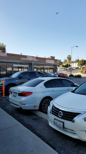 Thrift Store «Goodwill Bookstore & Donation Center», reviews and photos, 2064 Verdugo Blvd, Montrose, CA 91020, USA