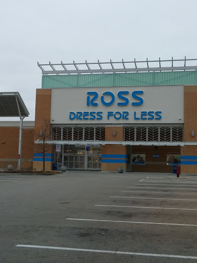 Clothing Store «Ross Dress for Less», reviews and photos, 7065 Cermak Rd, Berwyn, IL 60402, USA