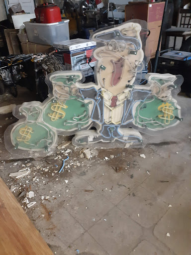 Pawn Shop «Mr Money Pawn & Gun Inc», reviews and photos, 3315 E Hillsborough Ave, Tampa, FL 33610, USA