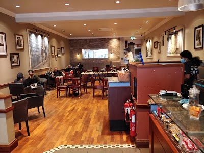 Caffè Nero in Crawley