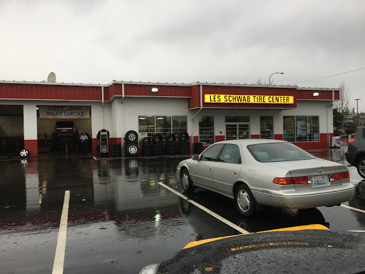 Tire Shop «Les Schwab Tire Center», reviews and photos, 17235 SE 272nd St, Covington, WA 98042, USA