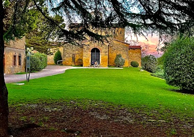 Plaza De Santuyano
