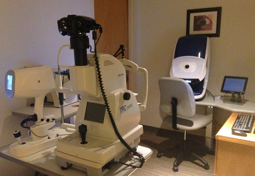 Optometrist «Dr. Carlson & Associates», reviews and photos, 2101 Fort Henry Dr e, Kingsport, TN 37664, USA