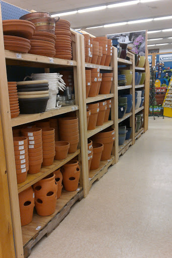 Pet Supply Store «CountryMax - Geneseo», reviews and photos, 4101 Lakeville Rd, Geneseo, NY 14454, USA