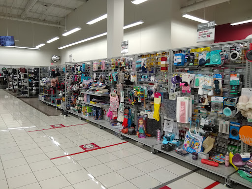 Clothing Store «Burlington Coat Factory», reviews and photos, 17500 Southcenter Pkwy, Tukwila, WA 98188, USA