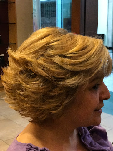 Beauty Salon «Giovanni Esteban Salon & Hair», reviews and photos, 1504 Old Country Rd, Westbury, NY 11590, USA