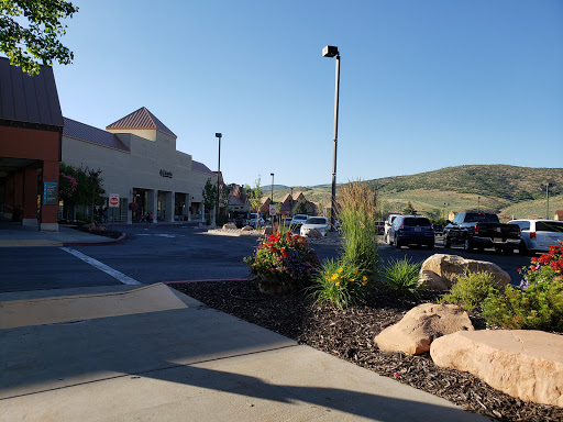 Sportswear Store «Columbia Sportswear Outlet Store at Tanger Outlet Center», reviews and photos, 6699 N Landmark Dr e, Park City, UT 84098, USA