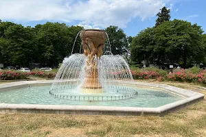 Porte D'Auteuil Fountain image